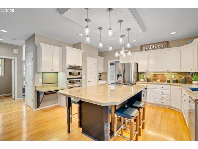 11450 Sw JACKIE Ct, Portland, OR 97224