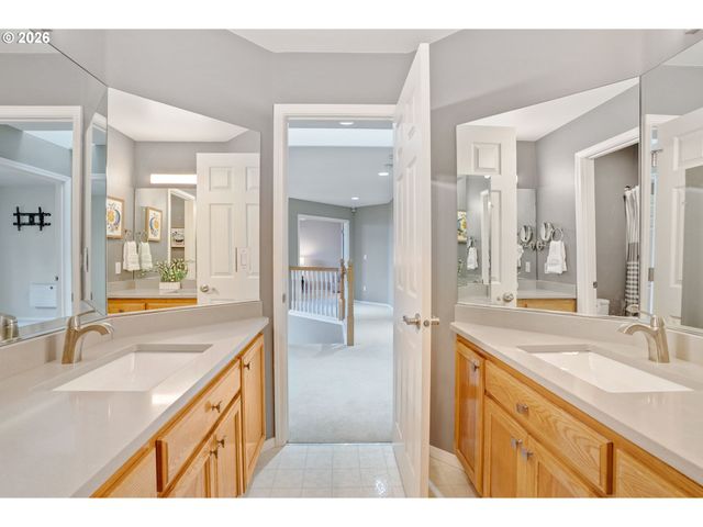 11450 Sw JACKIE Ct, Portland, OR 97224