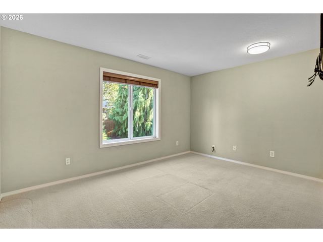 11450 Sw JACKIE Ct, Portland, OR 97224