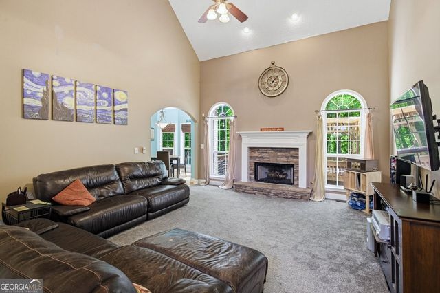 212 Brookstone Drive, Mcdonough, GA 30252