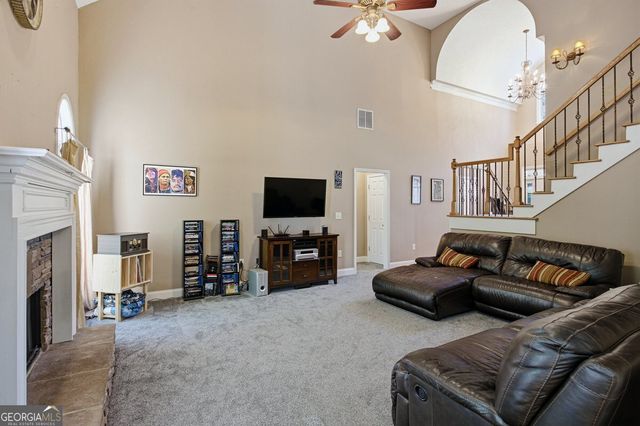 212 Brookstone Drive, Mcdonough, GA 30252
