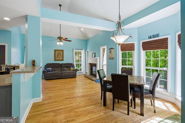 212 Brookstone Drive, Mcdonough, GA 30252