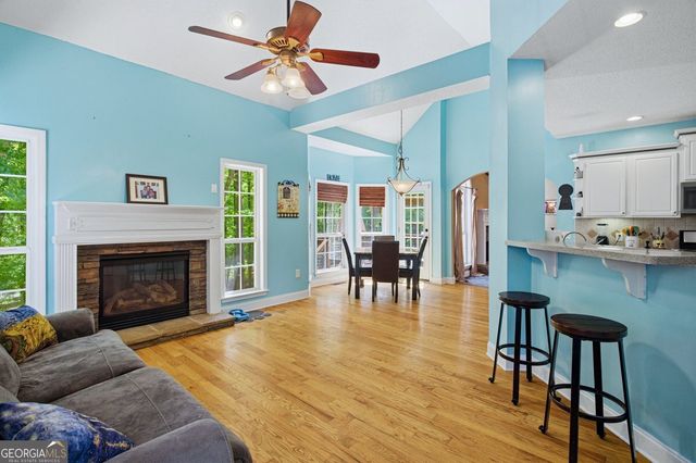 212 Brookstone Drive, Mcdonough, GA 30252