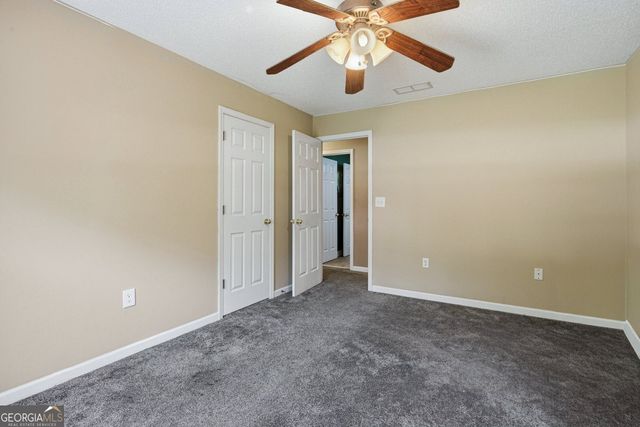 212 Brookstone Drive, Mcdonough, GA 30252