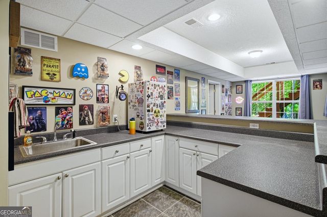 212 Brookstone Drive, Mcdonough, GA 30252