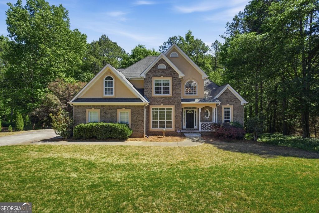 212 Brookstone Drive, Mcdonough, GA 30252