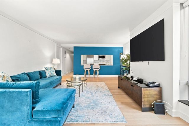 3 Avery St 305, Boston, MA 02111
