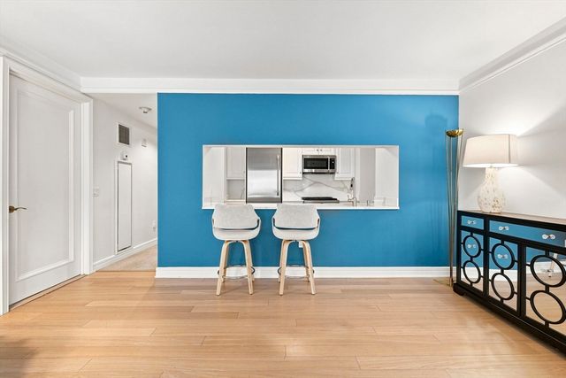 3 Avery St 305, Boston, MA 02111