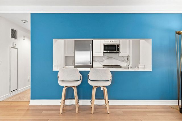 3 Avery St 305, Boston, MA 02111