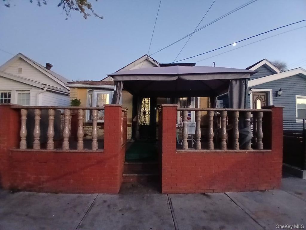 9802 Avenue L, Brooklyn, NY 11236 — photo 2