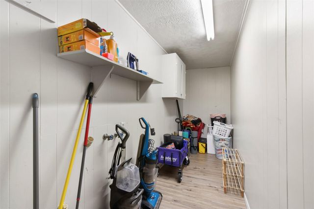 4205 Lariat Drive, Baytown, TX 77521