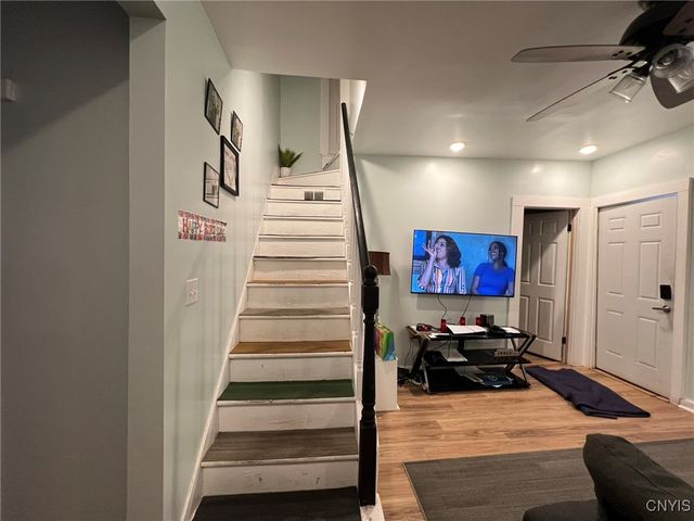 210 Hunt Avenue, Syracuse, NY 13207
