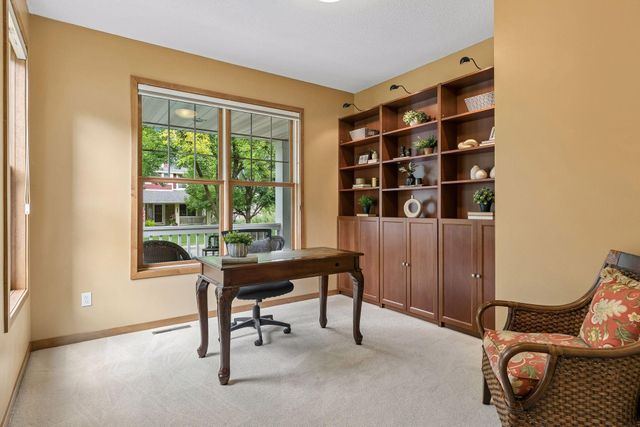11455 Middleton Trail, Woodbury, MN 55129