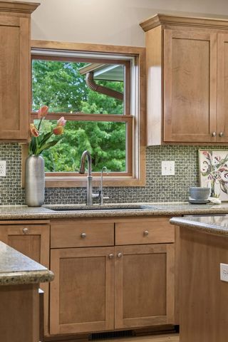 11455 Middleton Trail, Woodbury, MN 55129