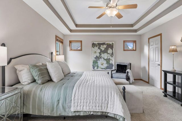 11455 Middleton Trail, Woodbury, MN 55129