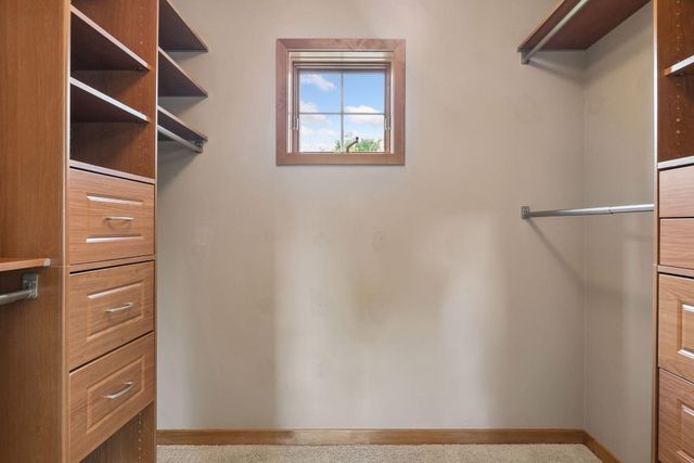 11455 Middleton Trail, Woodbury, MN 55129