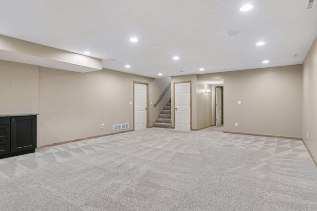 11455 Middleton Trail, Woodbury, MN 55129