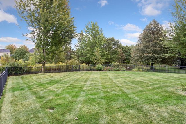 11455 Middleton Trail, Woodbury, MN 55129