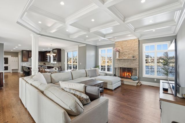 9430 Highland Court, St. John, IN 46373