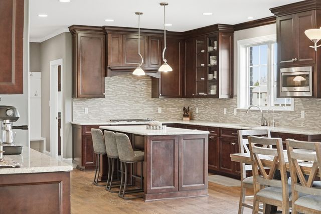 9430 Highland Court, St. John, IN 46373