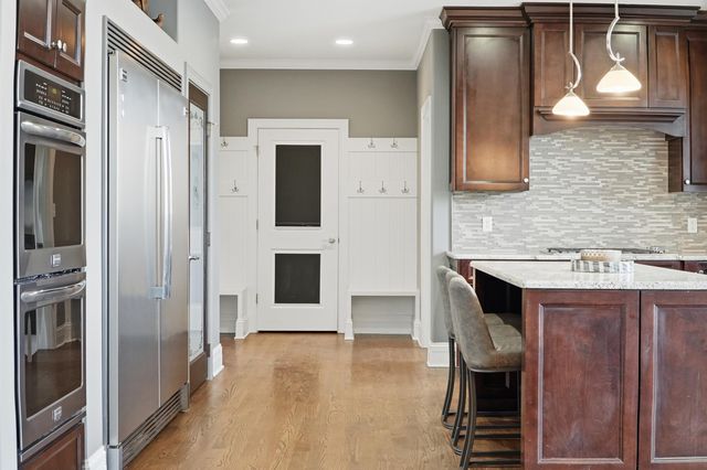 9430 Highland Court, St. John, IN 46373