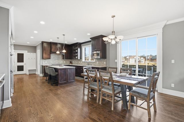 9430 Highland Court, St. John, IN 46373