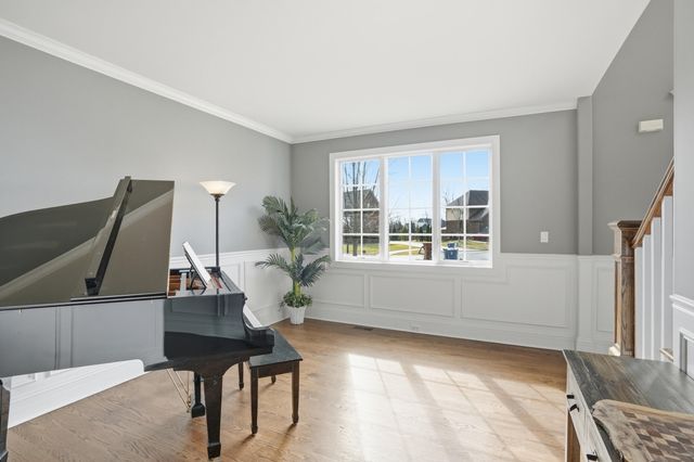 9430 Highland Court, St. John, IN 46373