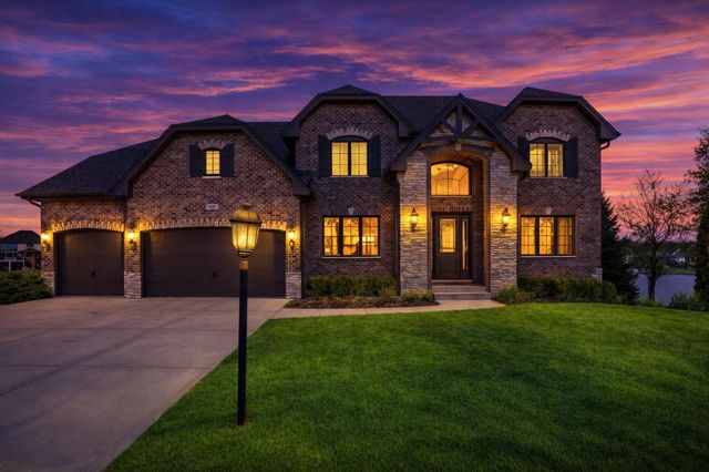 9430 Highland Court, St. John, IN 46373