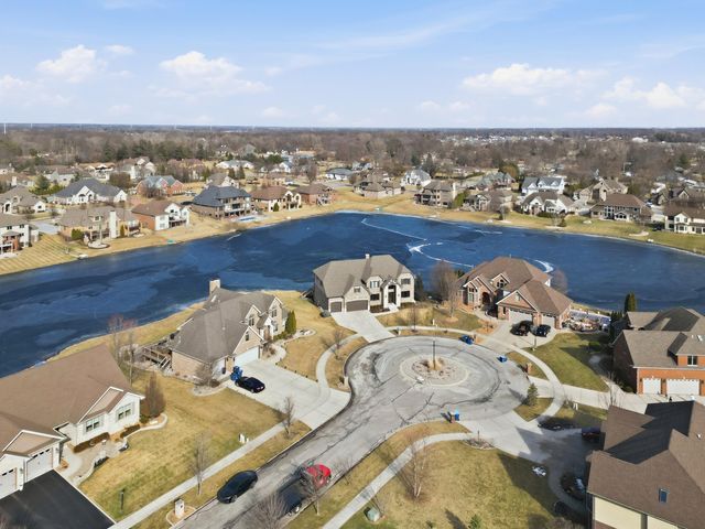 9430 Highland Court, St. John, IN 46373