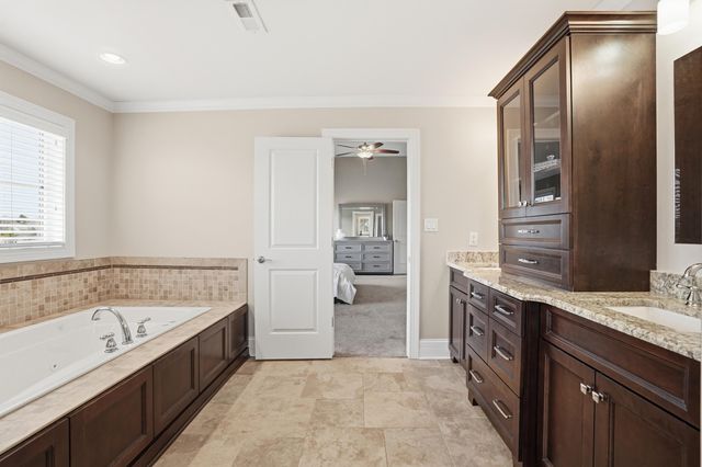 9430 Highland Court, St. John, IN 46373