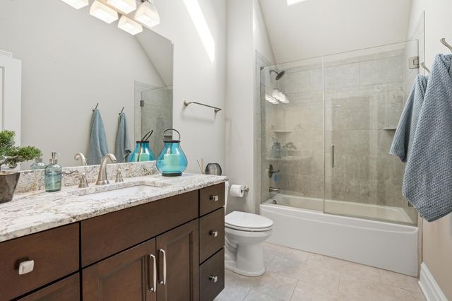 9430 Highland Court, St. John, IN 46373