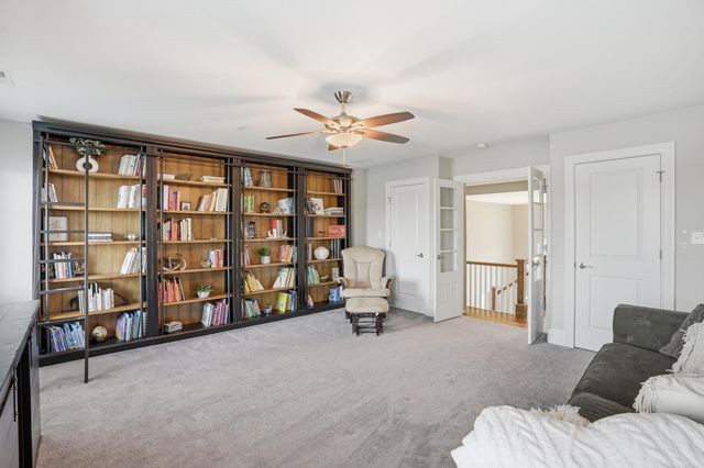 9430 Highland Court, St. John, IN 46373