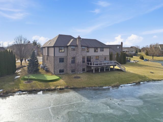 9430 Highland Court, St. John, IN 46373