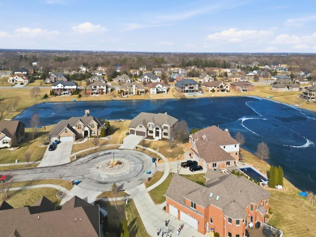 9430 Highland Court, St. John, IN 46373