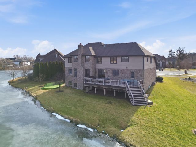 9430 Highland Court, St. John, IN 46373