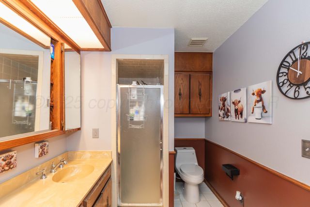 5807 CONTENTED Lane, Amarillo, TX 79109