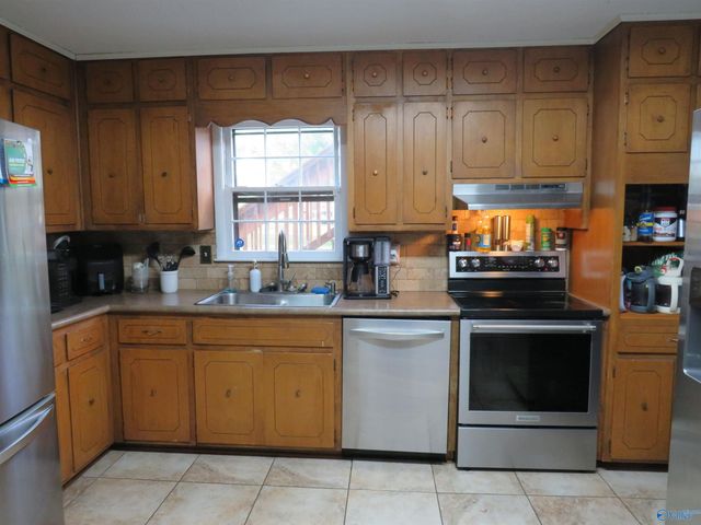 2755 Cedar Circle, Southside, AL 35907