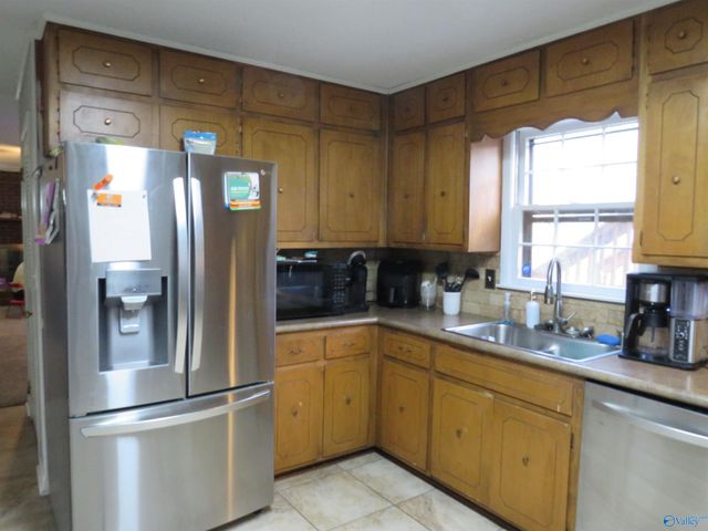 2755 Cedar Circle, Southside, AL 35907