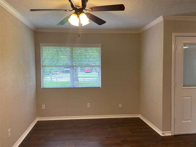 518 Big Deer Drive, Crosby, TX 77532