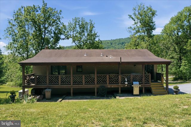 13010 BELLE MEADE LN, Markham, VA 22643