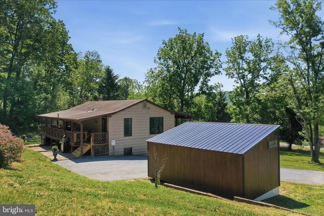 13010 BELLE MEADE LN, Markham, VA 22643