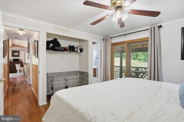13010 BELLE MEADE LN, Markham, VA 22643