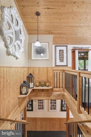 13010 BELLE MEADE LN, Markham, VA 22643
