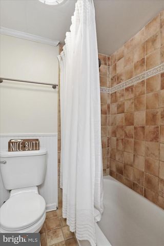 13010 BELLE MEADE LN, Markham, VA 22643