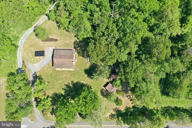 13010 BELLE MEADE LN, Markham, VA 22643