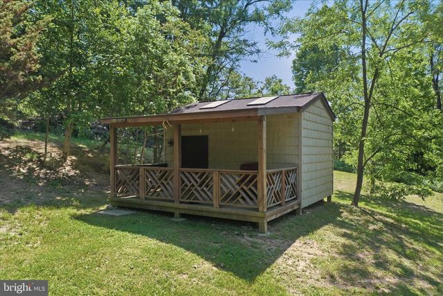 13010 BELLE MEADE LN, Markham, VA 22643