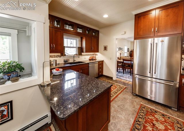 532 Custer Avenue, Colorado Springs, CO 80903