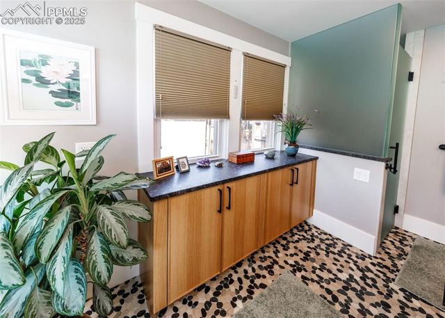 532 Custer Avenue, Colorado Springs, CO 80903