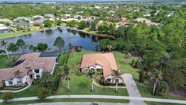 774 SW Winston Avenue, Palm City, FL 34990