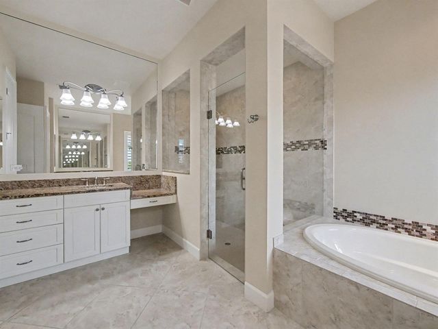 774 SW Winston Avenue, Palm City, FL 34990